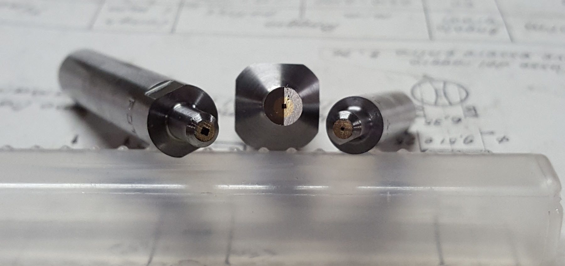 single-tip-dresser-in-synthetic-diamond